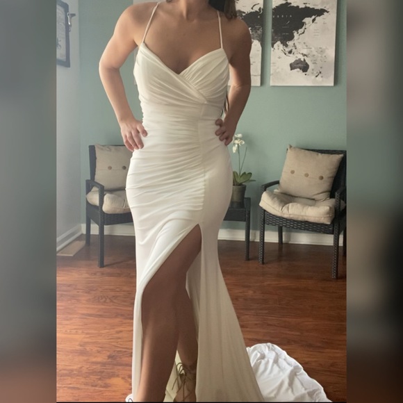 Jovani wedding dress sz 4 - Picture 4 of 4